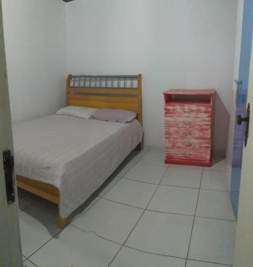 Aluga-se Por Temporada Apartamento Vitória